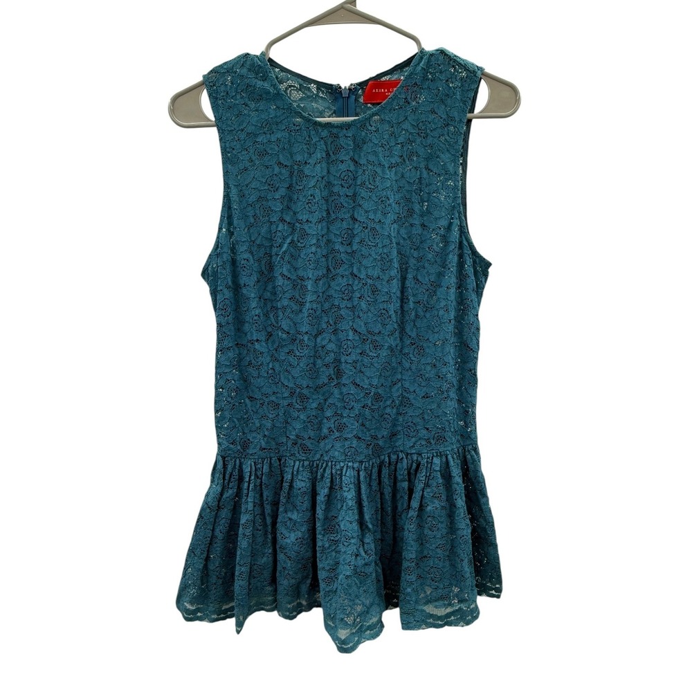 Akira Chicago Red Label Lace Peplum Top Womens Medium Teal Sleeveless Floral‎